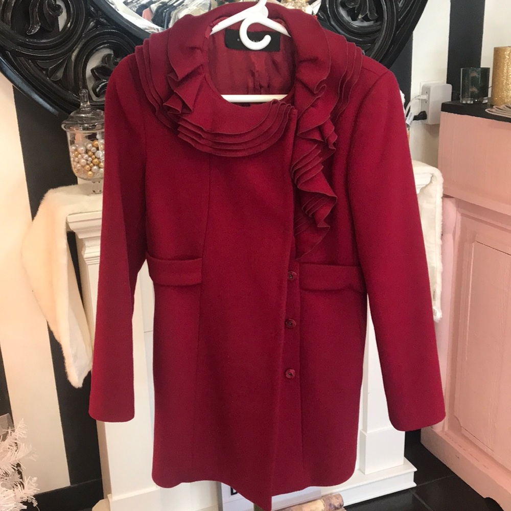 Luxury Elie Tahari Coat